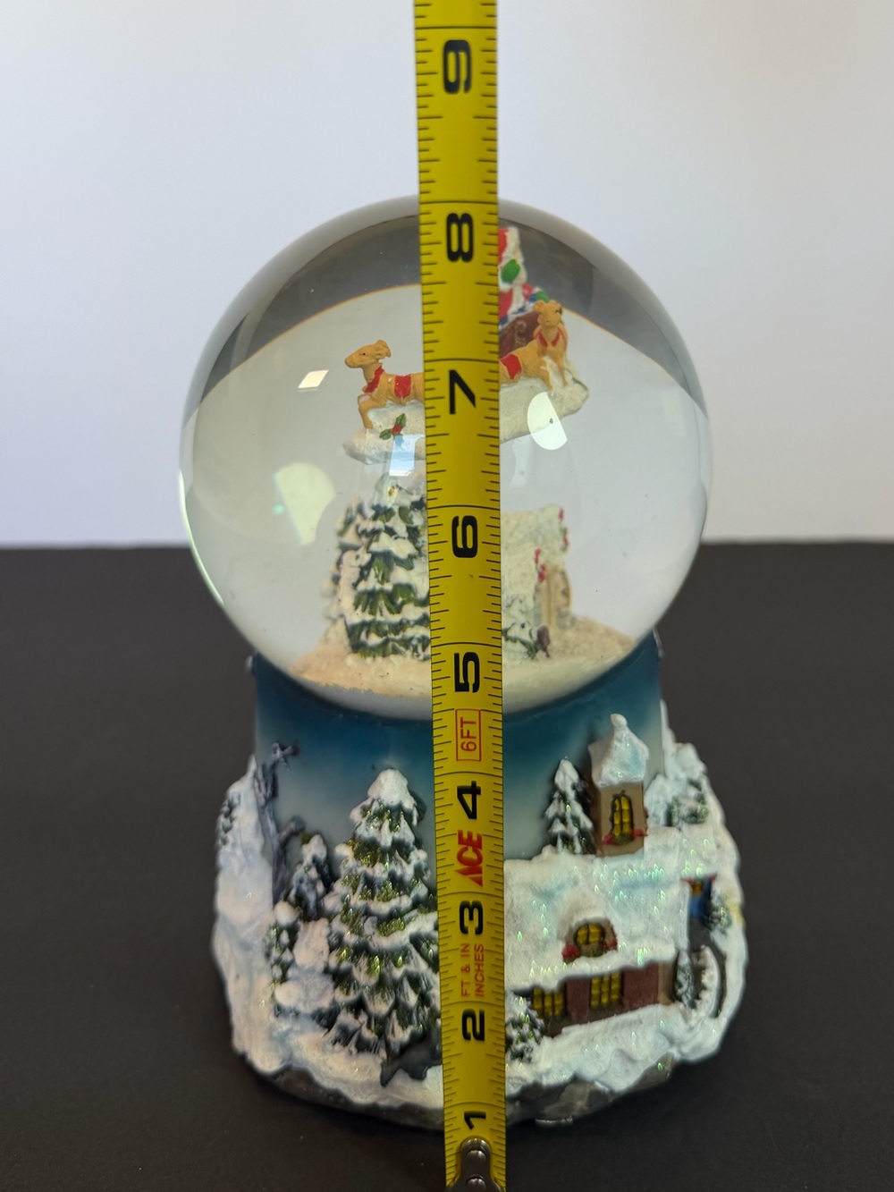 San Francisco Music Box Santa Flying Over Village Snow Globe Works! 8” No Box - Picture 11 of 12